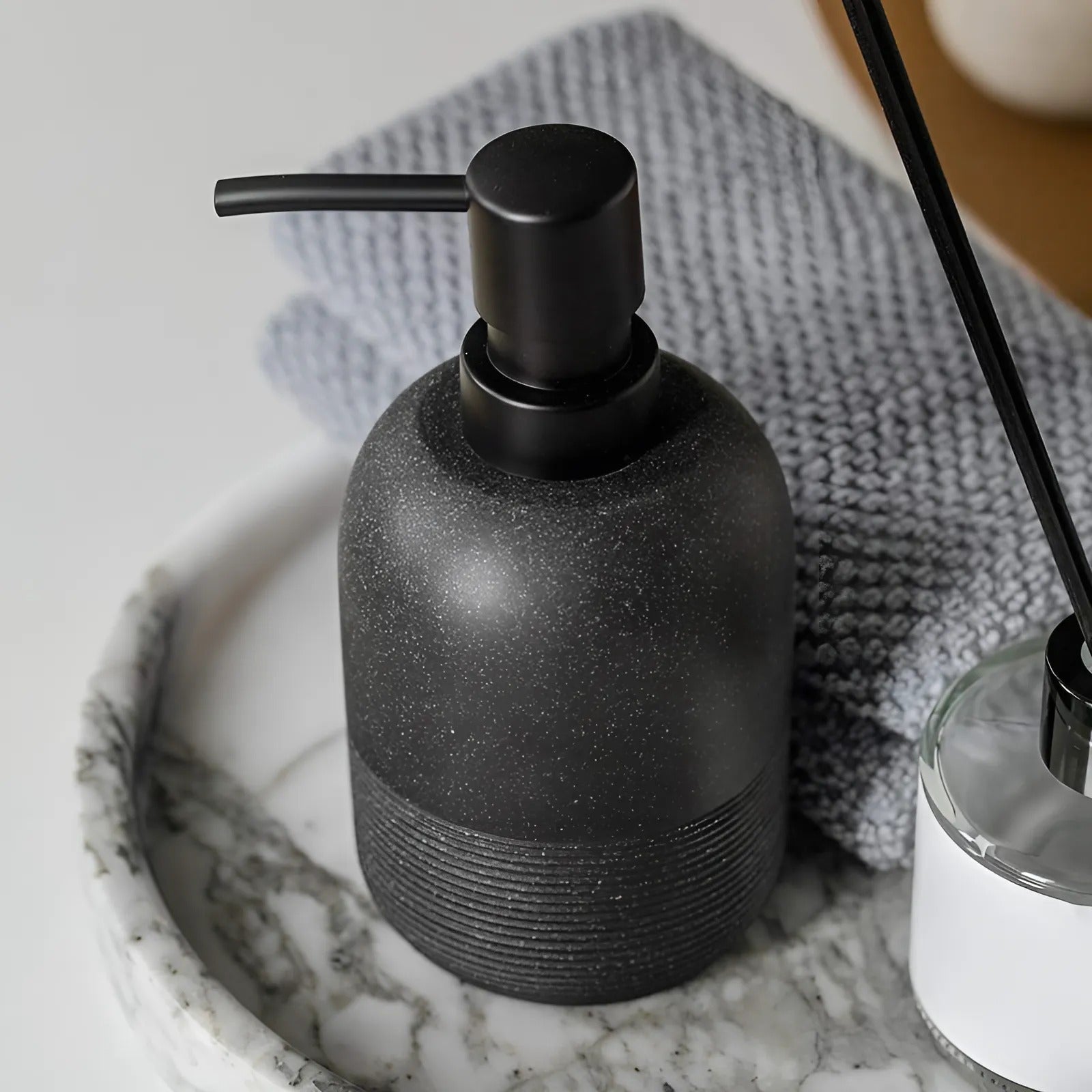 Elegant Resin Soap Dispenser with Pebble Texture for Bathroom and Kitchen