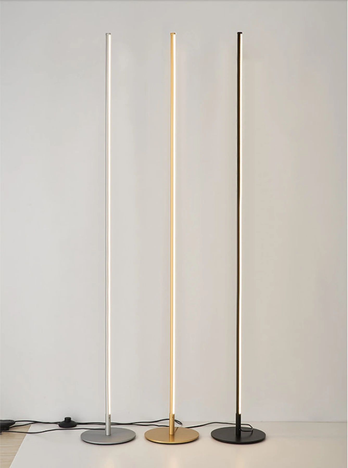 Lunaris | Minimalist Adjustable Floor Lamp for Soft Living Room Lighting