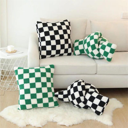 Plush Fleece Checkered Pillowcase – Soft, Eco-Friendly Jacquard Design